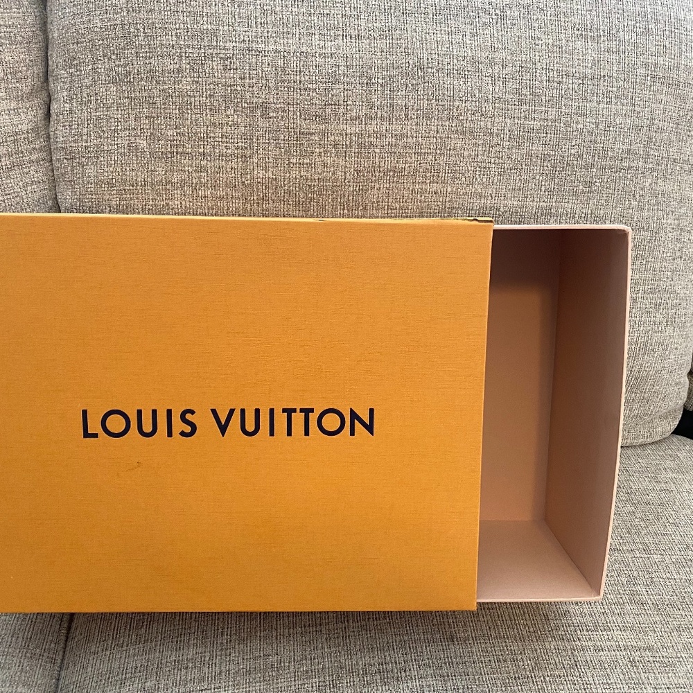 Louis Vuitton Box ONLY